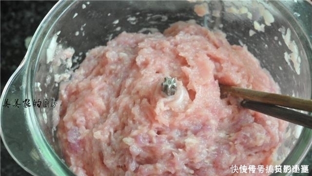 秋天|馄饨汤这么调,简单好味道,几种调料,开水一冲,比骨头汤还鲜