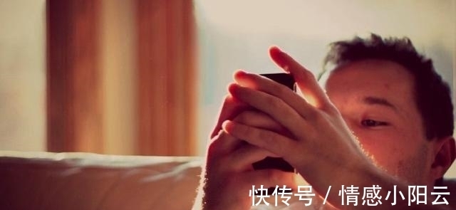 逗号|语言学专家:很多年轻人发信息不爱用句号,其实都是有原因的