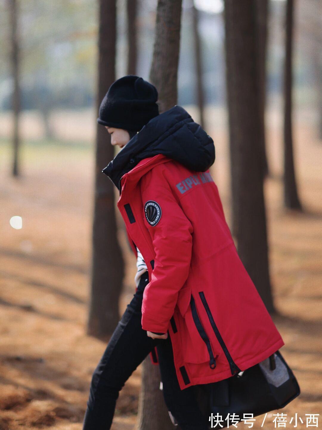 毛衣 如何将基础款羽绒服穿出时尚感?这几点搭配小技巧,越早知道越好