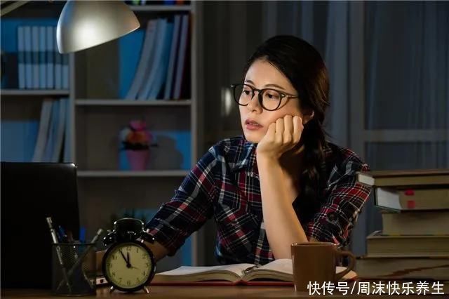 斑点|衰老慢的女性,一般不会去做四件事,若你也是,值得羡慕