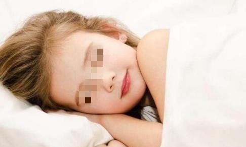 家长|睡觉用嘴呼吸和用鼻子呼吸的孩子,长大后颜值差别大,家长要重视