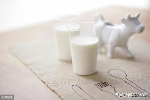 骨骼|骨质疏松该怎么办?提醒:多吃4种食物,骨质越来越好