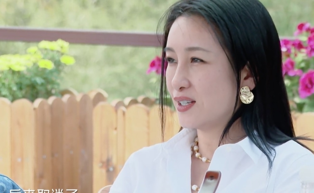 黃磊|為何秦海璐受大家歡迎？當(dāng)她戳穿蔣勤勤安利的美食時(shí)，我有了答案