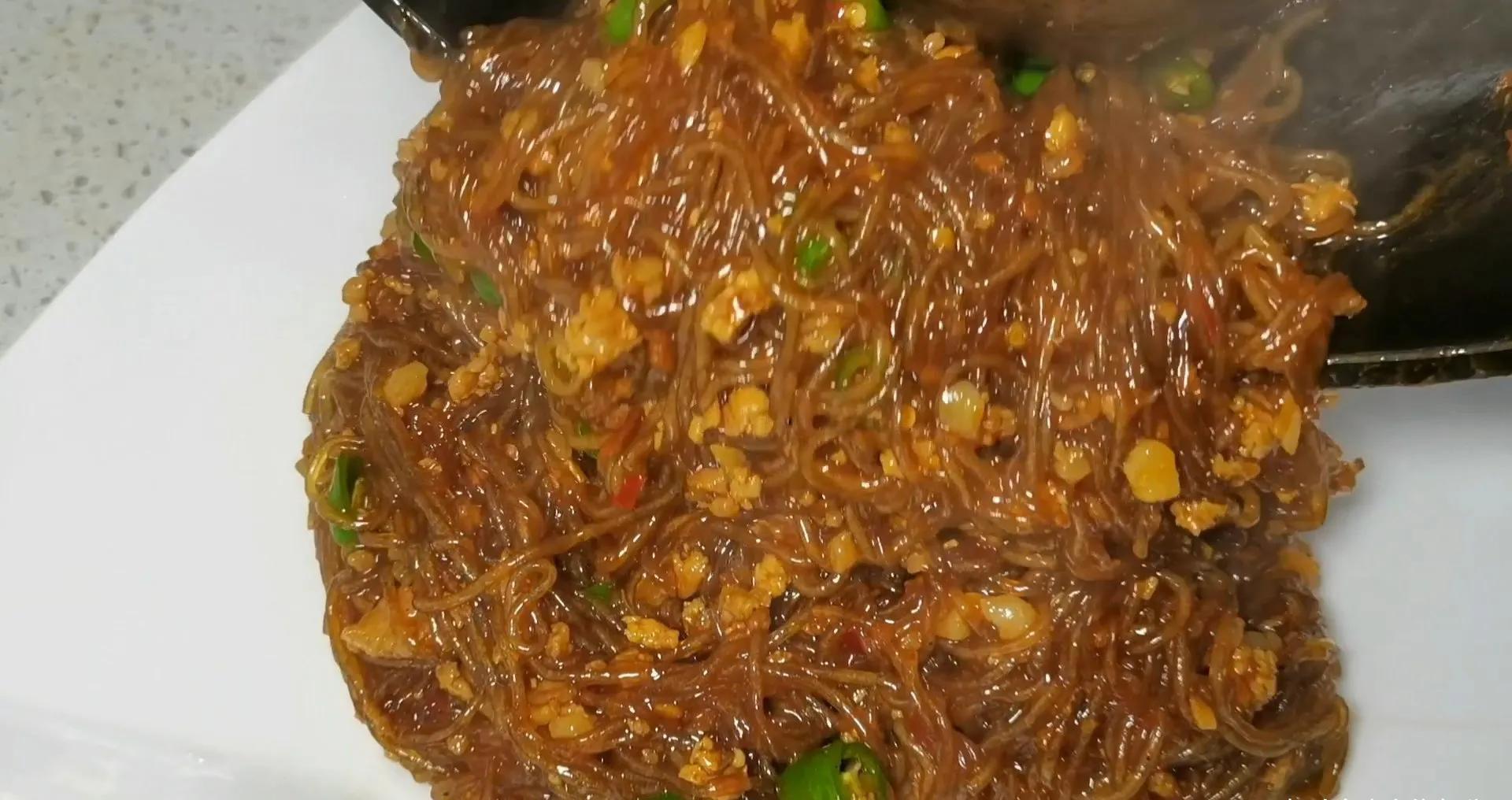 自从学会了粉条的做法,我家每隔几天就做一次,实在太好吃