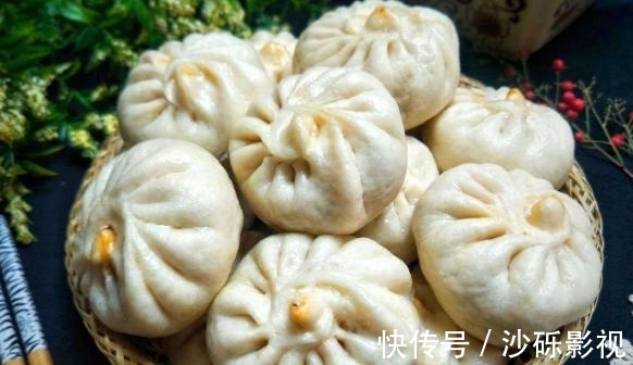 发面|怎样在早晨吃上自己蒸的包子？