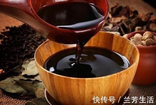 食醋|喝醋能降低血脂, 软化血管 今天就给大家科普一下!