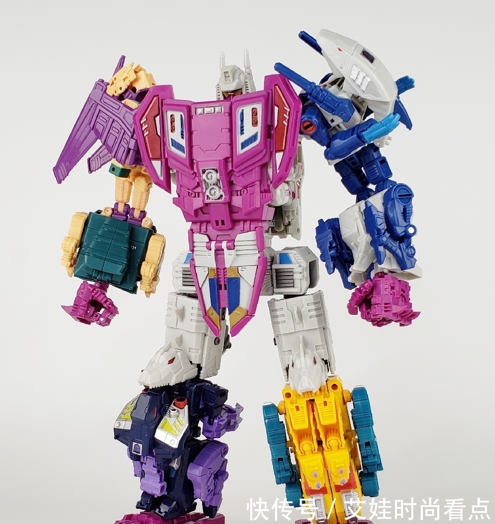 配件|正版变形金刚做得太低幼怎么办?国产厂家一个配件包解决了