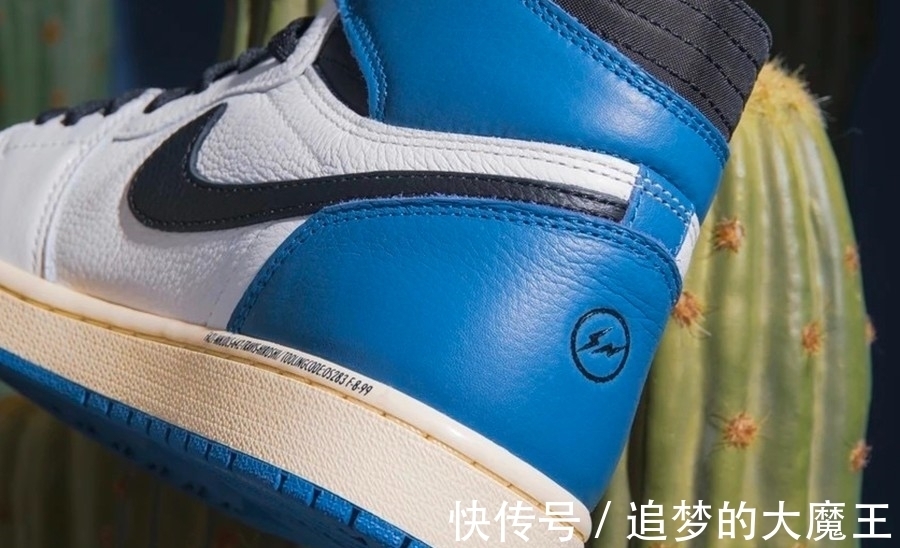 scott 今年十双最贵球鞋!除了闪电倒钩还有两双破万!没想到这双能上榜