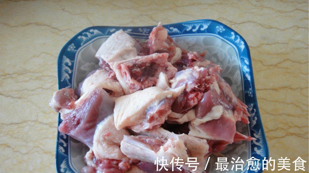 老鸭|季节交替，多给家人喝这汤，简单炖一炖，润肺去秋燥，安稳入秋