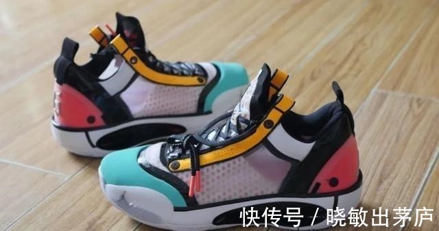 从漫画里走出来的球鞋!中国第一后卫的专属战靴你心水吗!