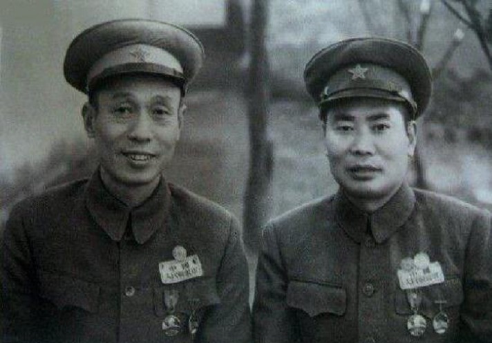 担任志愿军司令员|1955年授军衔，志愿军的两个负责人都被授予了上将军衔，他们是谁？