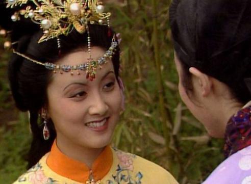 换上@红楼梦最上镜的人,不是陈晓旭张莉,而是那个不起眼的四川女孩