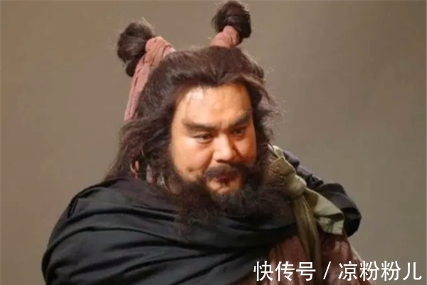 相术@俗语:“30出毫40亡,50出毫命方长”,啥是“出毫”?能不能信?