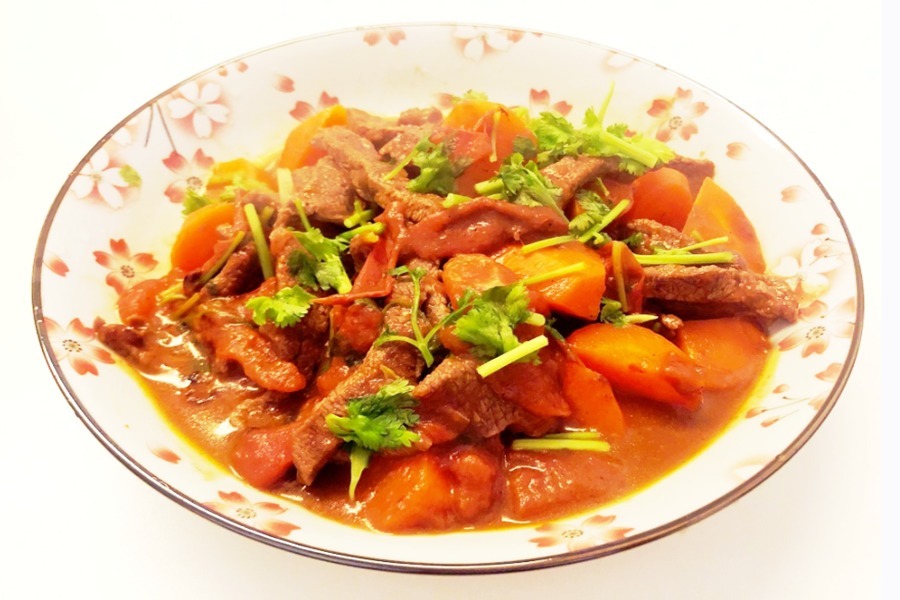 牛腩|萝卜牛腩一上桌就被抢光,做法简单,营养美味