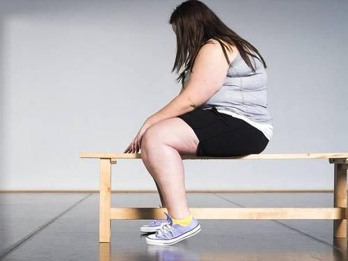 绿灯|“减肥秘诀”:3种食物不吃,3件事情不做,减肥一路或亮绿灯