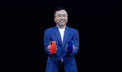 麒麟|荣耀新机曝光，小挖孔＋麒麟820＋矩阵四摄，千元水准很满意！