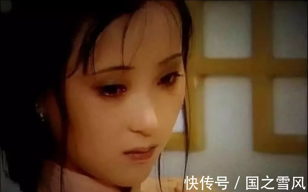 秋雨$秋风秋雨催秋凉,怎堪?秋夜秋窗怨秋长,哀叹!