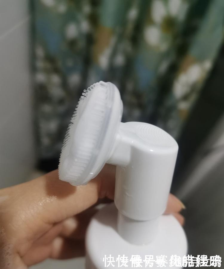 新起之秀|4款平价好用的国货彩妆,谷雨成新起之秀,橘朵凭性价比获粉无数
