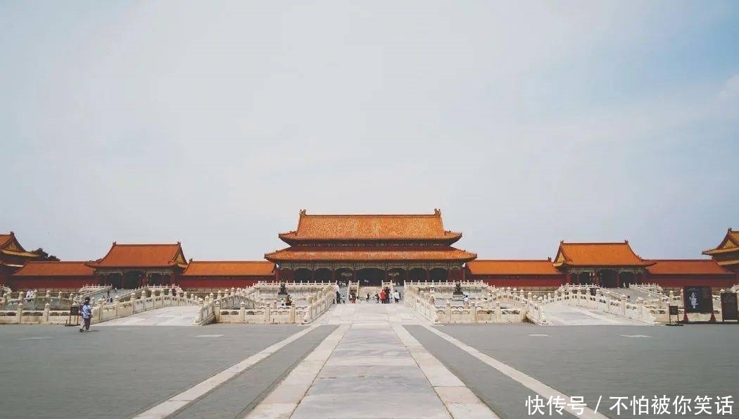 美食|专研故宫美食40年,80余篇御膳档案,她用一本书揭秘宫廷生活!