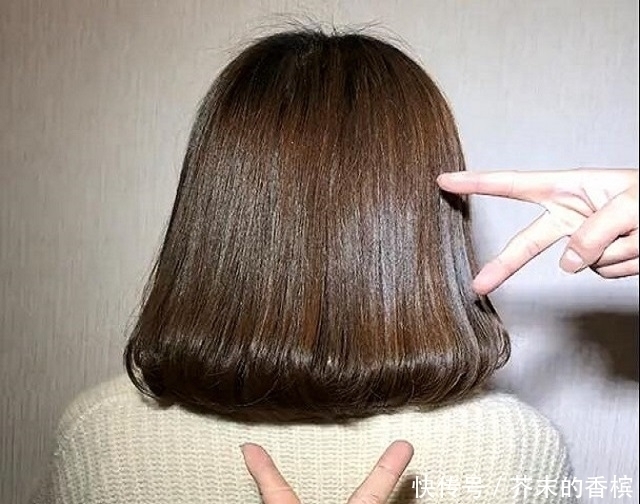 发型师|一个20年发型师的忠告:头发齐肩烫后迷人,内扣大气!左右都好