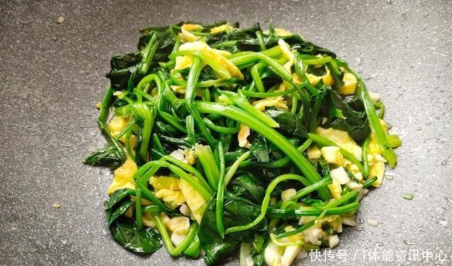 冬天,吃萝卜白菜不如吃它,铁含量极高,女生要多吃,对皮肤好!