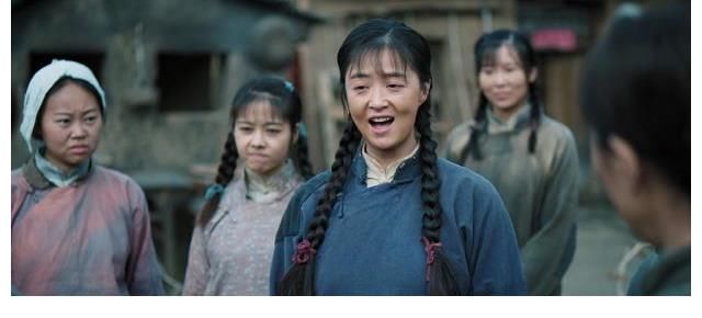 功勋|蒋欣“又黑又土”却被赞！观众：放下精致，传递功勋人物力量美