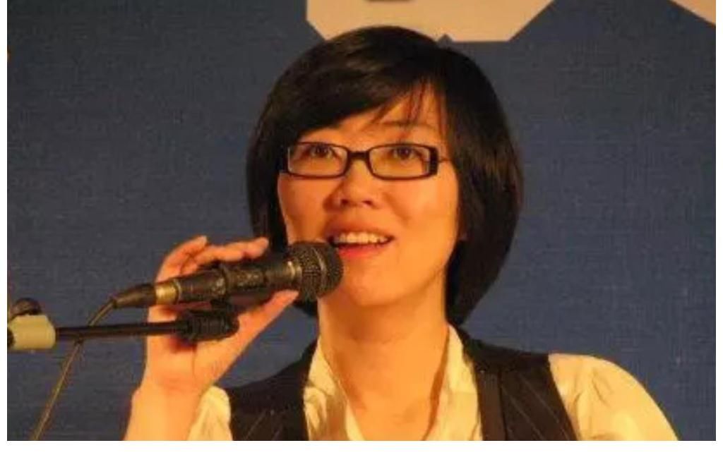 “乾隆白菜”事件反转？女主持被曝有心机，男主持不是第一次被坑