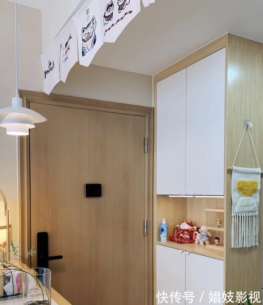 手机充电|90后男孩晒30㎡单身小宅,“宝藏式”装修而走红,圈粉无数