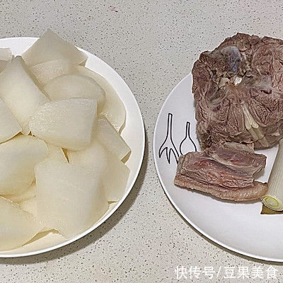 美味|「孕妇食谱」白萝卜清炖羊蝎子，清淡美味