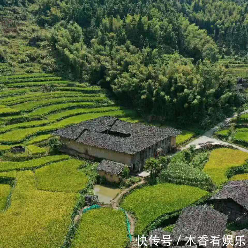 农村|第一次回农村老公家,被他家房子吓到了,这样的房子你们没见过!