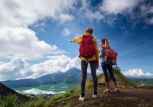 旅行|外出旅行需要带什么？导游提醒：有4类物品带了没用又麻烦