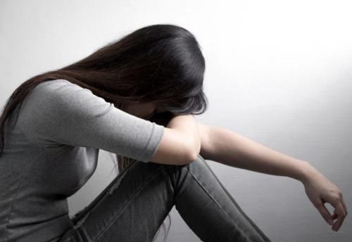 健康|为何女性的体毛会不一样？有的旺盛，有的稀少，哪种比较健康？