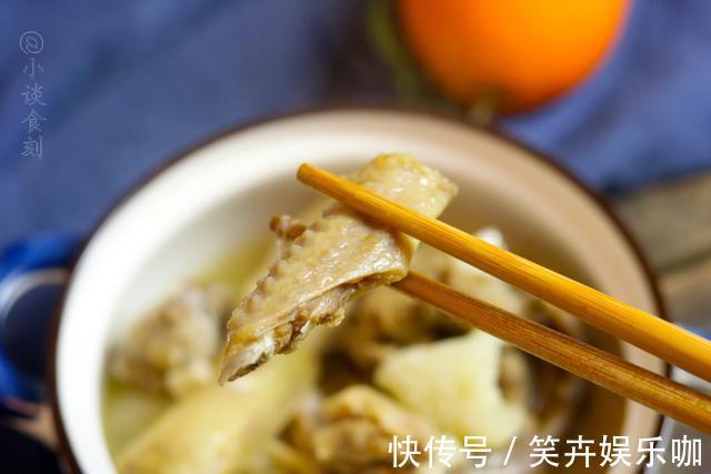 味道|炖老鸭汤时,别直接下锅炖,多加“2步”,汤汁浓郁味道鲜,解馋