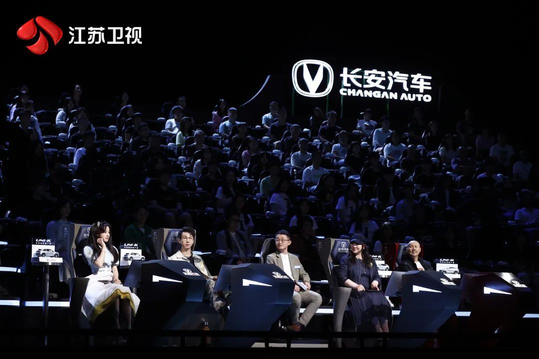 《2060》：V-life引航热爱，构建国漫新表达