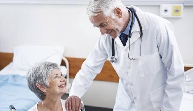 化疗|癌症患者最终因什么而去世?这二个原因,医生基本不跟家属说