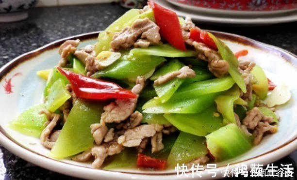 黄瓜|炒肉时,腌肉别放这2料,牢记2技巧,更软嫩,肉香满满,还不粘锅