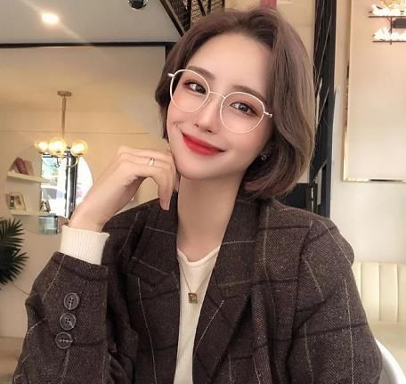 2021年非常盛行短发：日系短发非常受迎接，齐肩短发让你回到18岁！