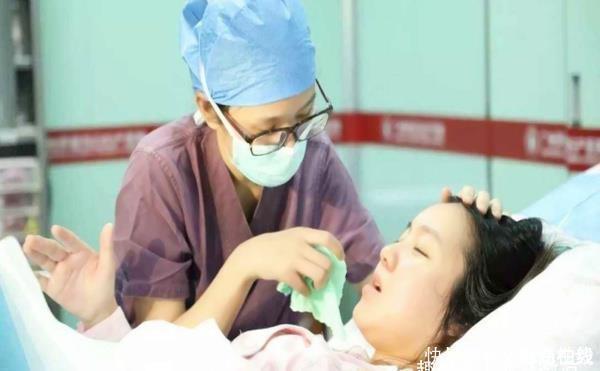 产妇|“医生，能别用产钳吗”，产妇忍痛换跪姿分娩，为母则刚是大爱