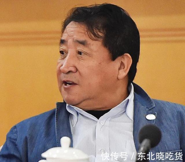 汪文华主持《曲苑杂坛》20年,与丈夫分居17年,这些年去哪了?