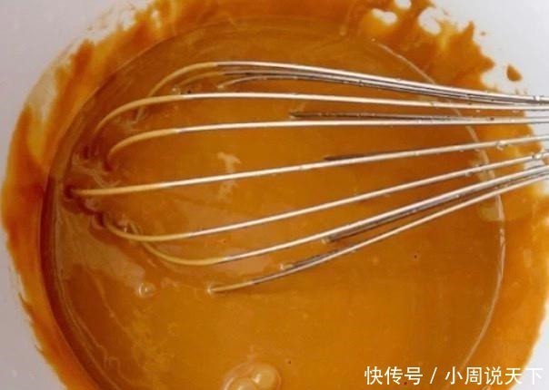 烤箱|一道自制的红糖糯米糕，软糯香甜，甜点制作可没你们想的那么复杂！