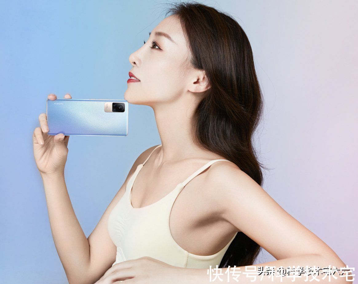 骁龙|小米CEO：小米Civi宽度和iPhone13一样，但屏幕更大、握感更好