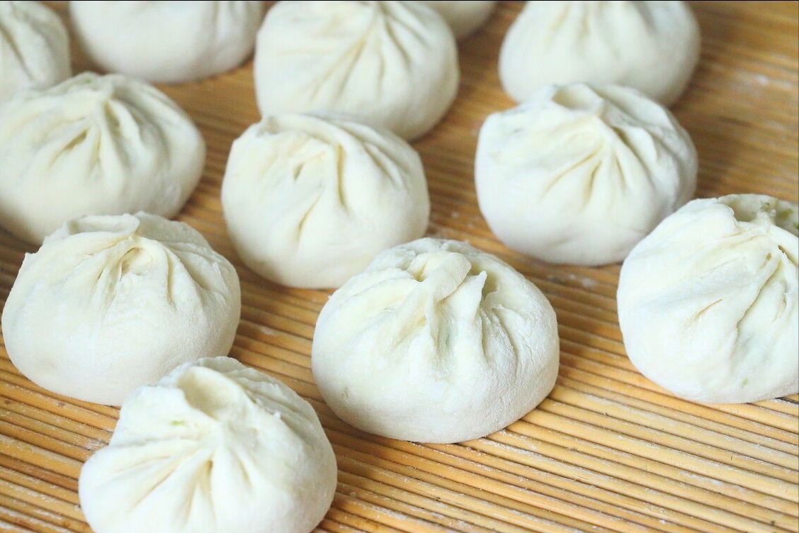 蒸包子,万不可直接上锅蒸,牢记3个诀窍,包子鲜嫩松软,不塌陷