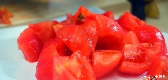 酸汤肥牛最好吃的做法，简单美味又下饭，看看你喜欢吃不？