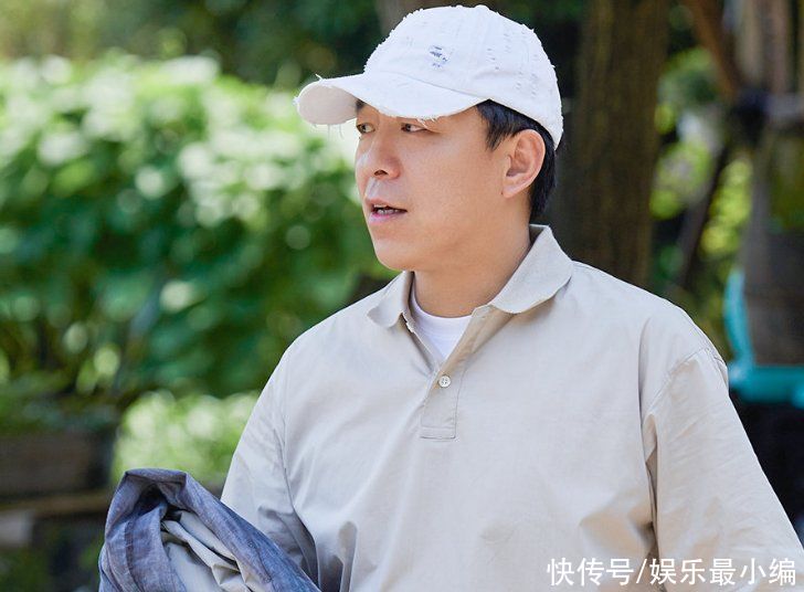黄渤|《向往》最新一期嘉宾合照，黄磊默默站最边缘，C位嘉宾好受重视