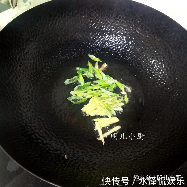 主食|天热，晚餐就把它当做主食，健康营养，饱腹不易长肉，女人要常吃