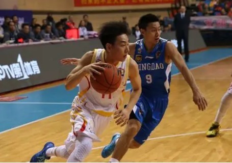 常规赛|CBA最惨球队,又一全明星后卫赛季报销,队内主力无人能出战