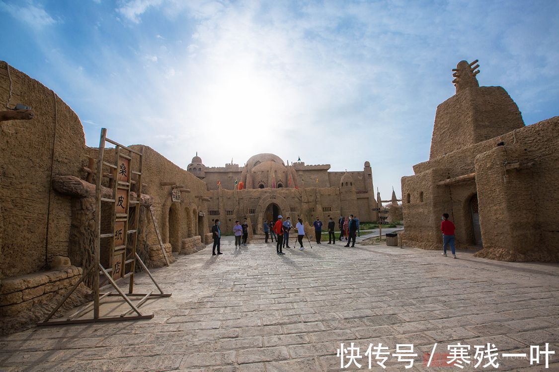建筑风格|新疆荒漠中的土城堡，史料中没有任何记载，专家称其为“谜城”