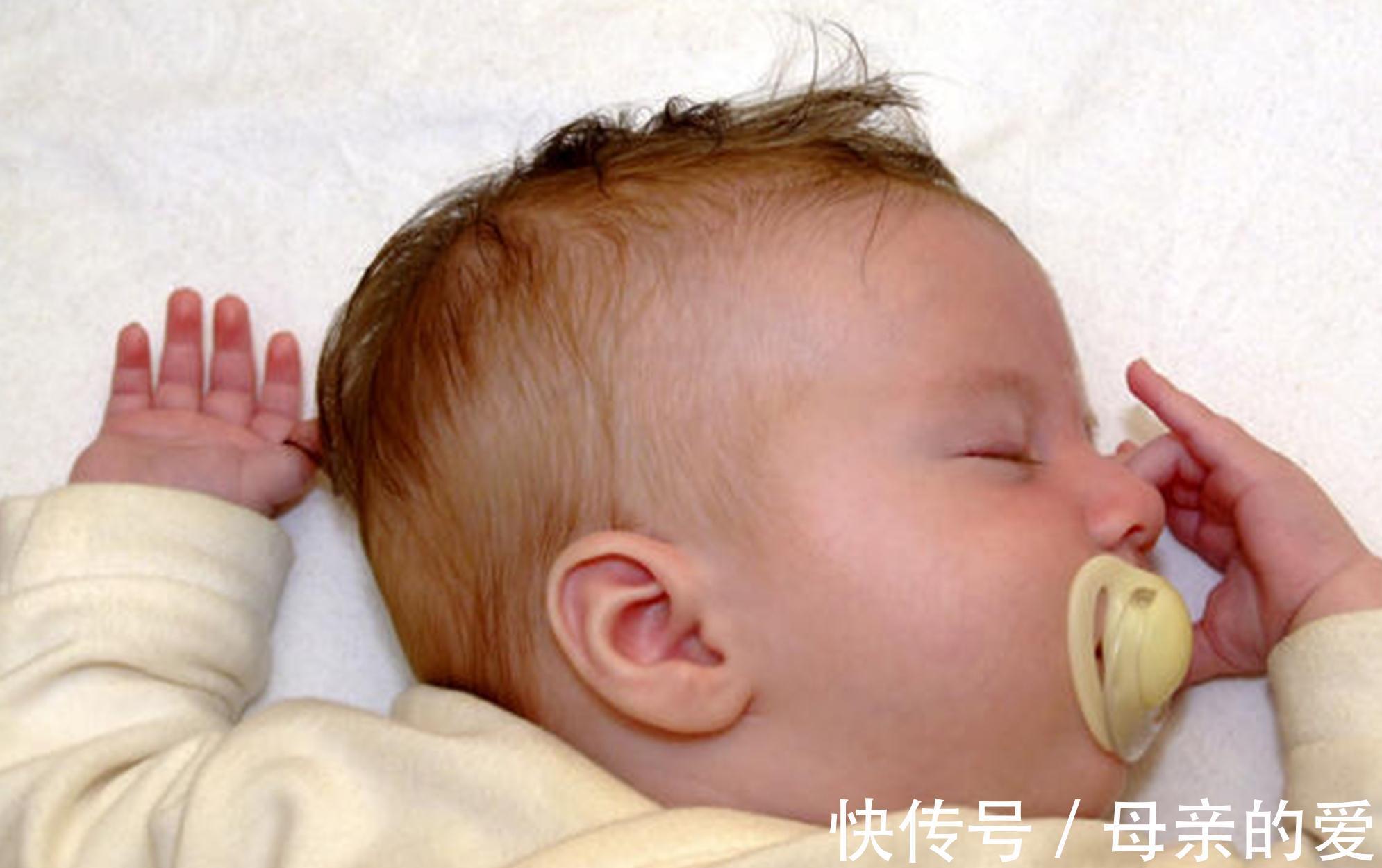 宝妈|婴儿多大能睡整晚觉？这有8个小妙招，3，4个月宝宝就可以睡整觉