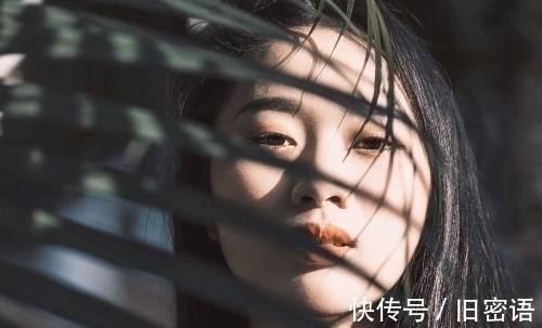 七律!吟秋七律九首:千丛万树皆狼藉,唯有黄花一缕香