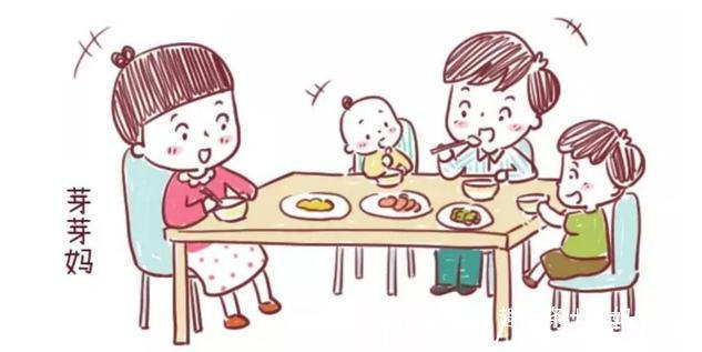 咀嚼|宝宝多大可以吃大人饭菜?过早吃的后果可能比晚一点吃更可怕